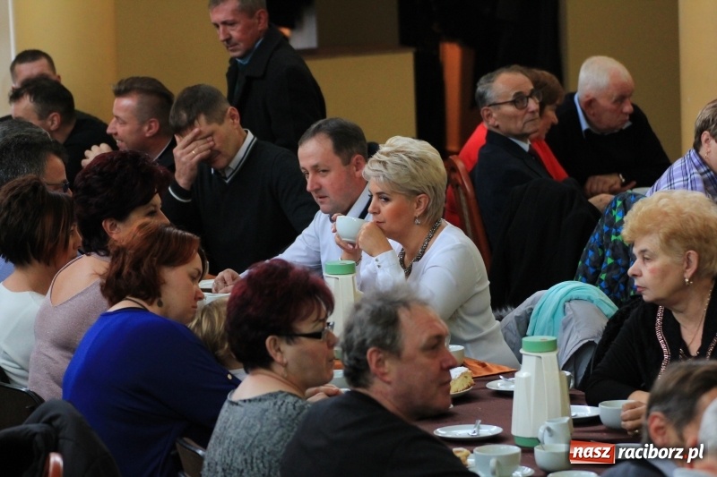 Zdjęcie w galerii na portalu naszraciborz.pl: Barbórka 2017, czyli występy dla górników w kobylskim Domu Kultury wiadomości z regionu