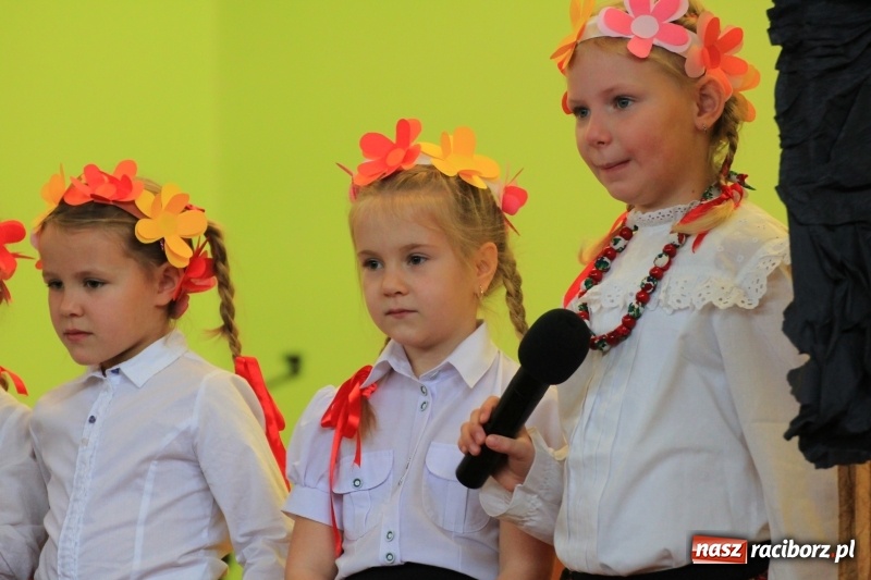 Zdjęcie w galerii na portalu naszraciborz.pl: Barbórka 2017, czyli występy dla górników w kobylskim Domu Kultury wiadomości z regionu