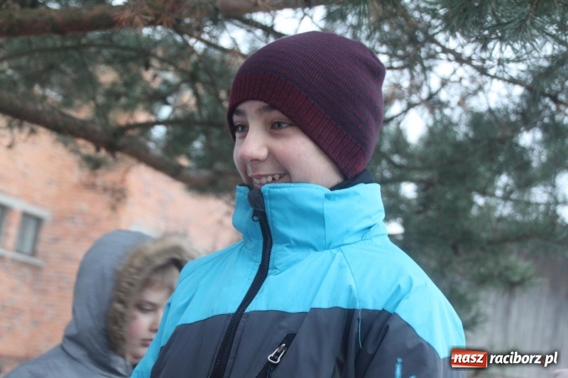 Zdjęcie w galerii na portalu naszraciborz.pl: Święty Mikołaj spotkał się z mieszkańcami Wojnowic wiadomości z regionu