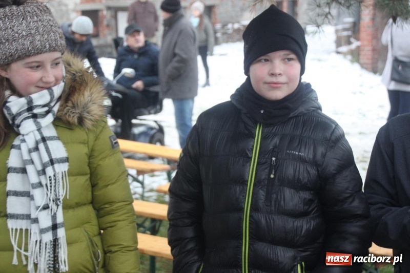 Zdjęcie w galerii na portalu naszraciborz.pl: Święty Mikołaj spotkał się z mieszkańcami Wojnowic wiadomości z regionu