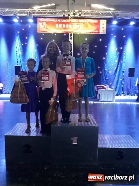 Zdjęcie w galerii na portalu naszraciborz.pl: Taneczne sukcesy par KTT Rewia wiadomości z regionu