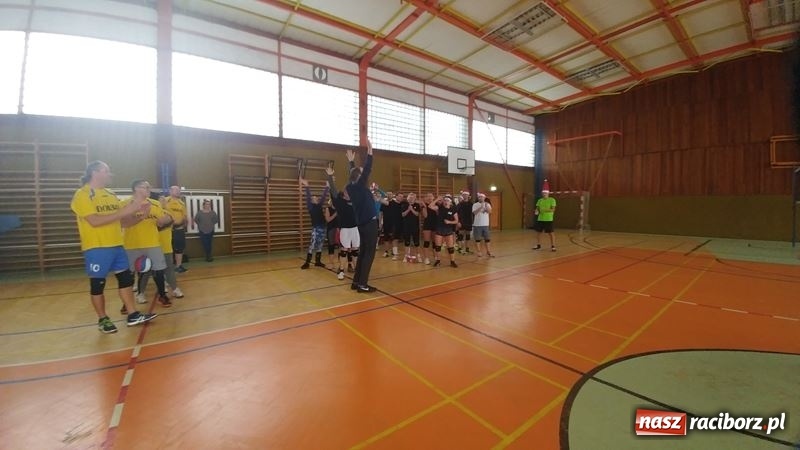Zdjęcie w galerii na portalu naszraciborz.pl: Polsko – Czeski turniej siatkówki w Opawie za nami wiadomości z regionu