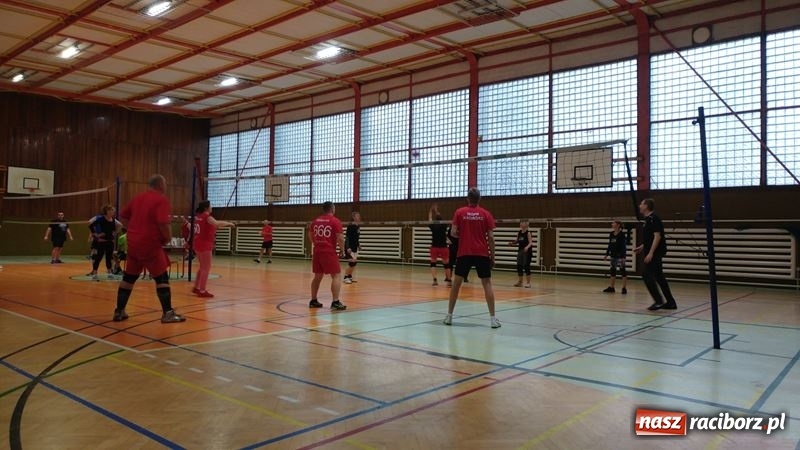 Zdjęcie w galerii na portalu naszraciborz.pl: Polsko – Czeski turniej siatkówki w Opawie za nami wiadomości z regionu