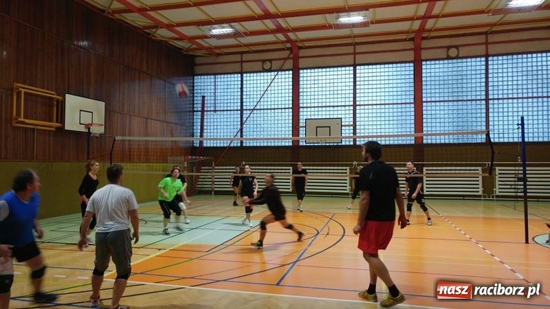 Zdjęcie w galerii na portalu naszraciborz.pl: Polsko – Czeski turniej siatkówki w Opawie za nami wiadomości z regionu
