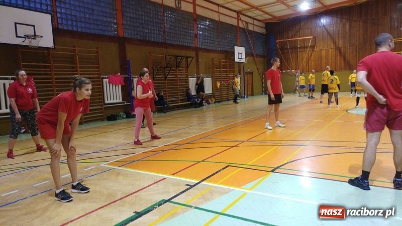 Zdjęcie w galerii na portalu naszraciborz.pl: Polsko – Czeski turniej siatkówki w Opawie za nami wiadomości z regionu