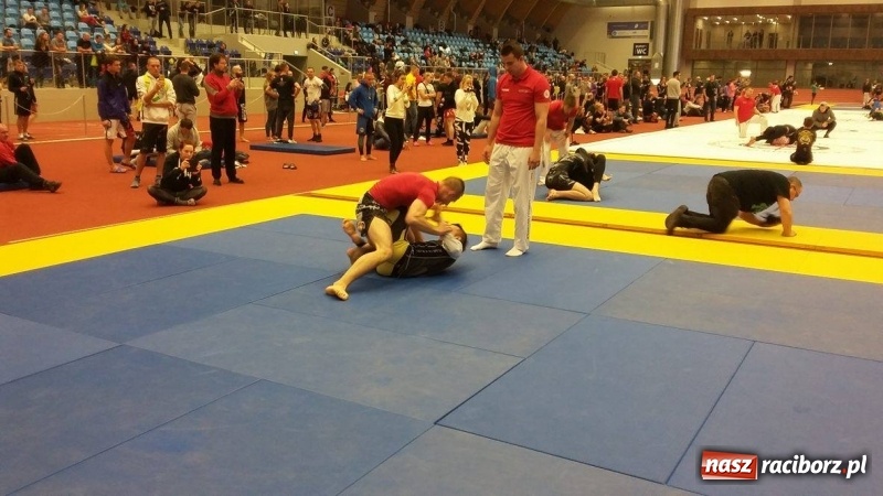 Zdjęcie w galerii na portalu naszraciborz.pl: Brązowy medal Kamila Tarnawskiego w Ostrawie wiadomości z regionu