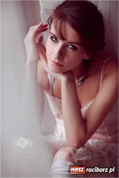 Zdjęcie w galerii na portalu naszraciborz.pl: Ewa Anna Lenard – Granicą jest ludzka wyobraźnia…moja nie zna granic wiadomości z regionu