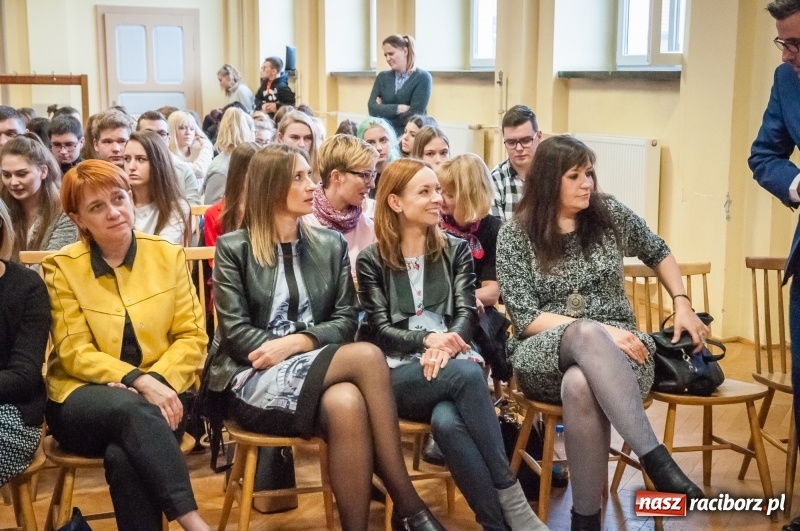 Zdjęcie w galerii na portalu naszraciborz.pl: W CKZiU numer 1 podsumowano praktyki w Niemczech i Hiszpanii wiadomości z regionu