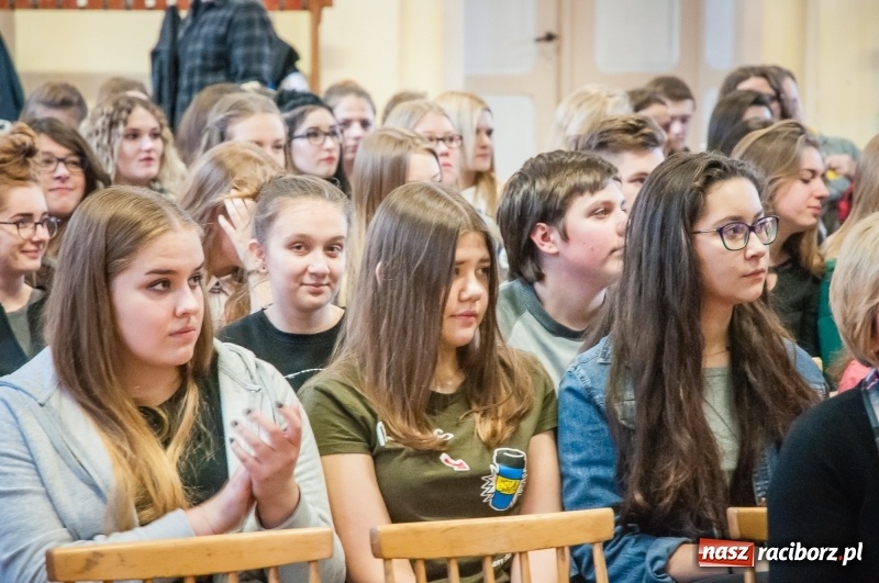 Zdjęcie w galerii na portalu naszraciborz.pl: W CKZiU numer 1 podsumowano praktyki w Niemczech i Hiszpanii wiadomości z regionu