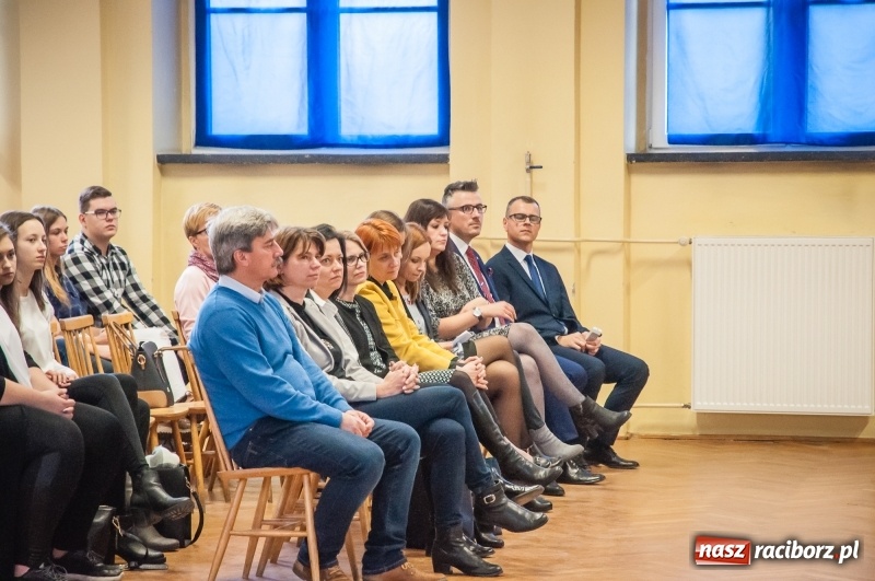 Zdjęcie w galerii na portalu naszraciborz.pl: W CKZiU numer 1 podsumowano praktyki w Niemczech i Hiszpanii wiadomości z regionu