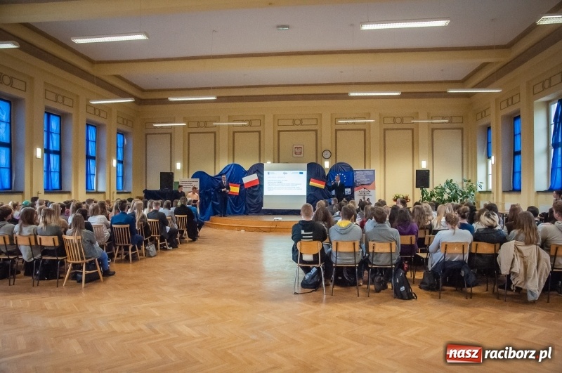 Zdjęcie w galerii na portalu naszraciborz.pl: W CKZiU numer 1 podsumowano praktyki w Niemczech i Hiszpanii wiadomości z regionu