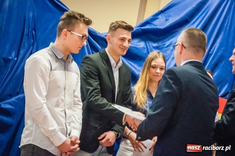 Zdjęcie w galerii na portalu naszraciborz.pl: W CKZiU numer 1 podsumowano praktyki w Niemczech i Hiszpanii wiadomości z regionu