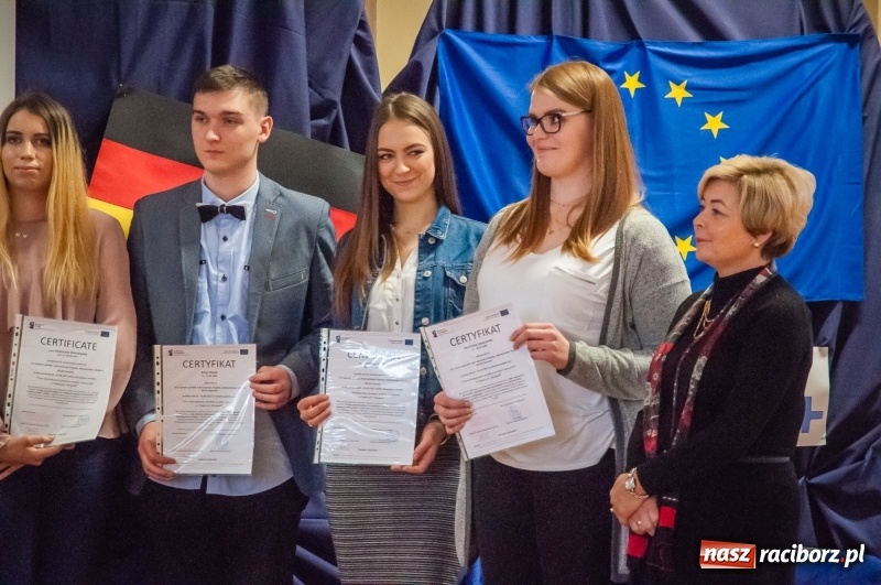 Zdjęcie w galerii na portalu naszraciborz.pl: W CKZiU numer 1 podsumowano praktyki w Niemczech i Hiszpanii wiadomości z regionu