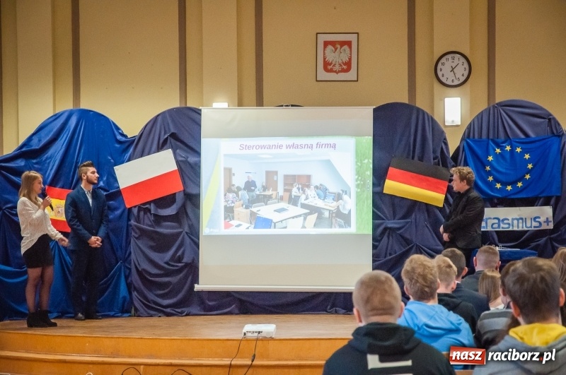 Zdjęcie w galerii na portalu naszraciborz.pl: W CKZiU numer 1 podsumowano praktyki w Niemczech i Hiszpanii wiadomości z regionu