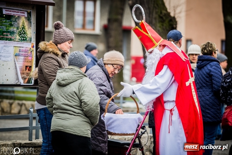 Zdjęcie w galerii na portalu naszraciborz.pl: Procesja konna przeszła przez Krzanowice wiadomości z regionu