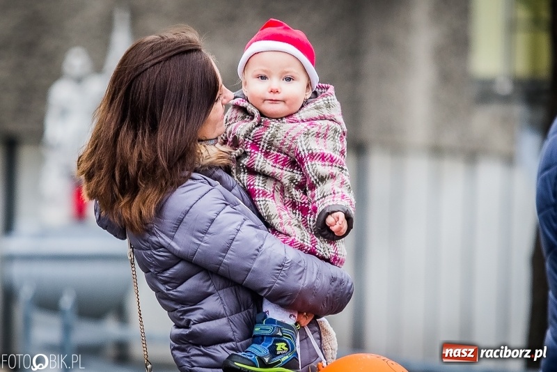 Zdjęcie w galerii na portalu naszraciborz.pl: Procesja konna przeszła przez Krzanowice wiadomości z regionu