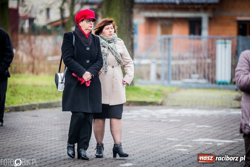 Zdjęcie w galerii na portalu naszraciborz.pl: Procesja konna przeszła przez Krzanowice wiadomości z regionu