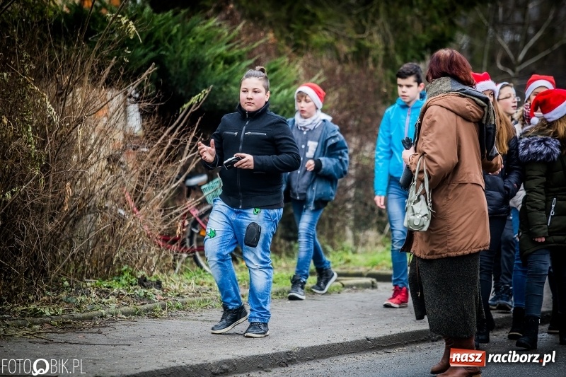 Zdjęcie w galerii na portalu naszraciborz.pl: Procesja konna przeszła przez Krzanowice wiadomości z regionu