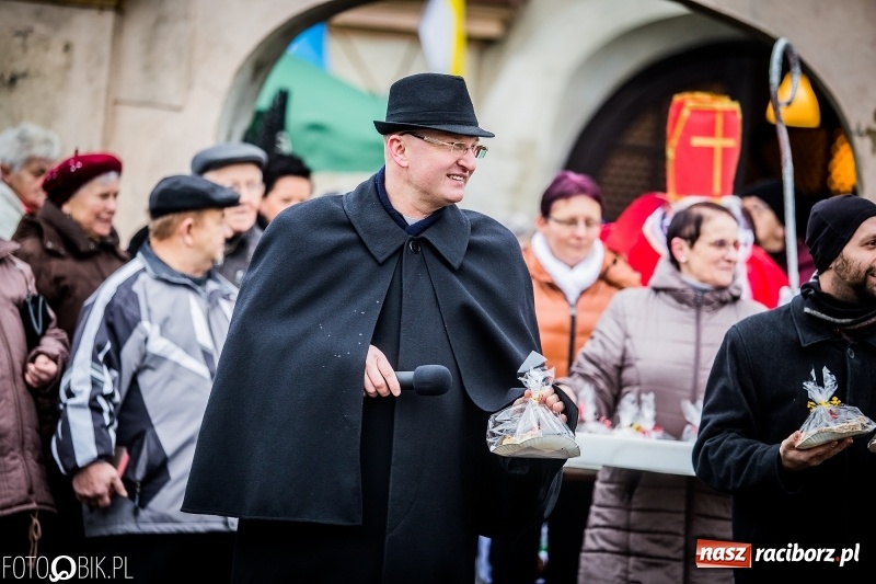 Zdjęcie w galerii na portalu naszraciborz.pl: Procesja konna przeszła przez Krzanowice wiadomości z regionu