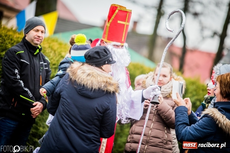 Zdjęcie w galerii na portalu naszraciborz.pl: Procesja konna przeszła przez Krzanowice wiadomości z regionu