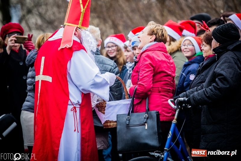 Zdjęcie w galerii na portalu naszraciborz.pl: Procesja konna przeszła przez Krzanowice wiadomości z regionu