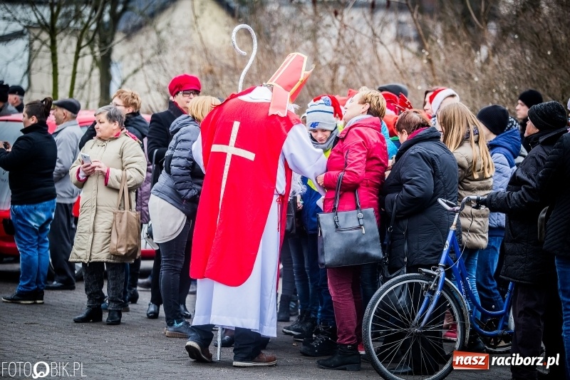 Zdjęcie w galerii na portalu naszraciborz.pl: Procesja konna przeszła przez Krzanowice wiadomości z regionu