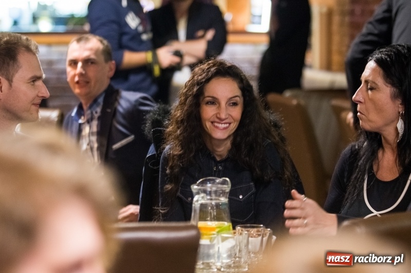 Zdjęcie w galerii na portalu naszraciborz.pl: Jego torby noszą w Singapurze i Australii, marzy o współpracy z Bentley Motors. Dariusz Niestroj twórcą najlepszego biznesplanu wiadomości z regionu