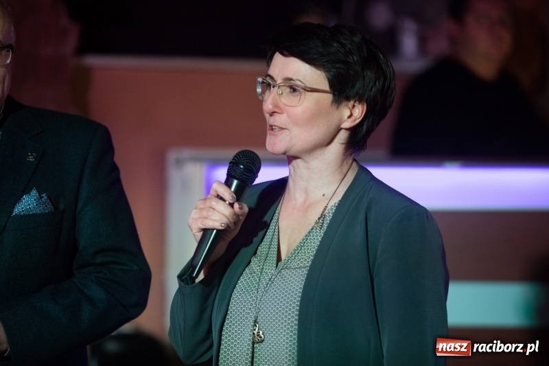 Zdjęcie w galerii na portalu naszraciborz.pl: Jego torby noszą w Singapurze i Australii, marzy o współpracy z Bentley Motors. Dariusz Niestroj twórcą najlepszego biznesplanu wiadomości z regionu