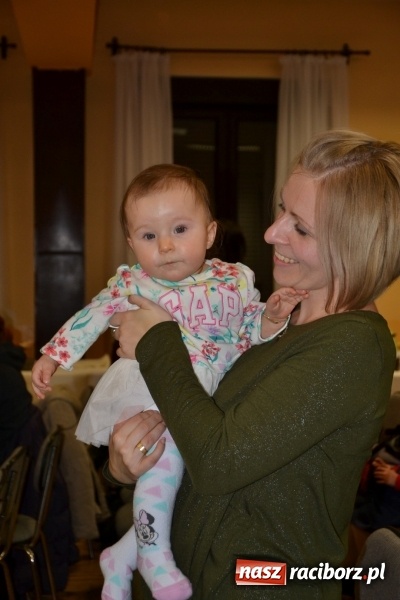 Zdjęcie w galerii na portalu naszraciborz.pl: Bajkowe Mikołajki w Roszkowie wiadomości z regionu