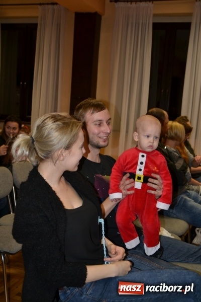 Zdjęcie w galerii na portalu naszraciborz.pl: Bajkowe Mikołajki w Roszkowie wiadomości z regionu