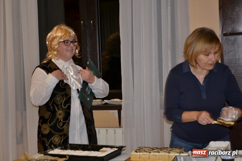 Zdjęcie w galerii na portalu naszraciborz.pl: Bajkowe Mikołajki w Roszkowie wiadomości z regionu