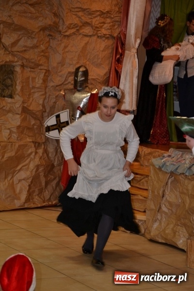 Zdjęcie w galerii na portalu naszraciborz.pl: Bajkowe Mikołajki w Roszkowie wiadomości z regionu