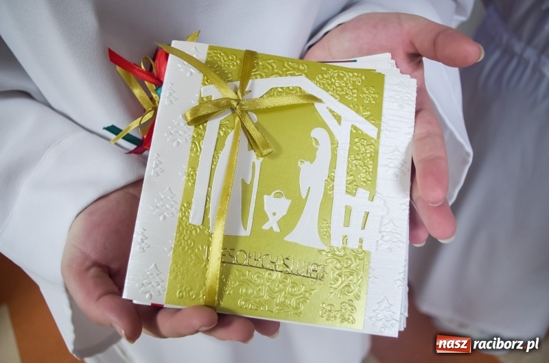 Zdjęcie w galerii na portalu naszraciborz.pl: Święty Mikołaj odwiedził pacjentów w raciborskim szpitalu wiadomości z regionu