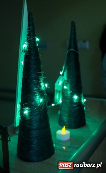 Zdjęcie w galerii na portalu naszraciborz.pl: Święty Mikołaj odwiedził pacjentów w raciborskim szpitalu wiadomości z regionu