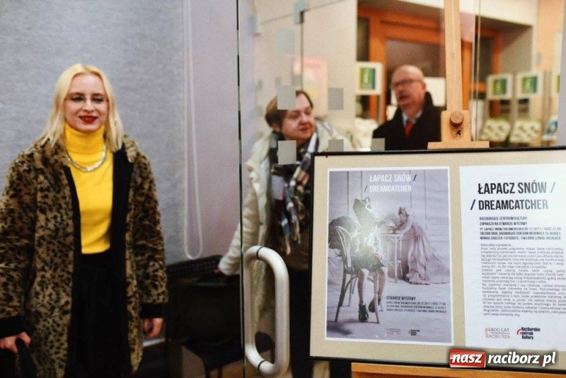 Zdjęcie w galerii na portalu naszraciborz.pl: Wernisaż wystawy Łapacz snów/Dream catcher w RCI wiadomości z regionu
