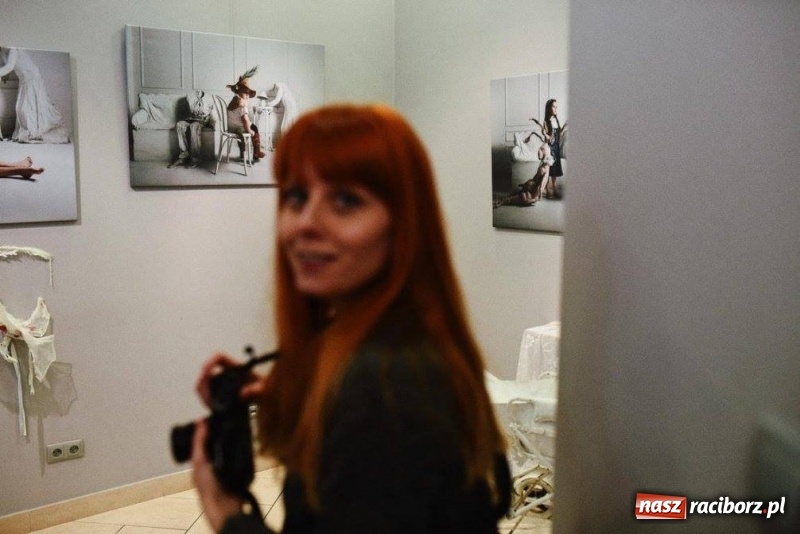 Zdjęcie w galerii na portalu naszraciborz.pl: Wernisaż wystawy Łapacz snów/Dream catcher w RCI wiadomości z regionu