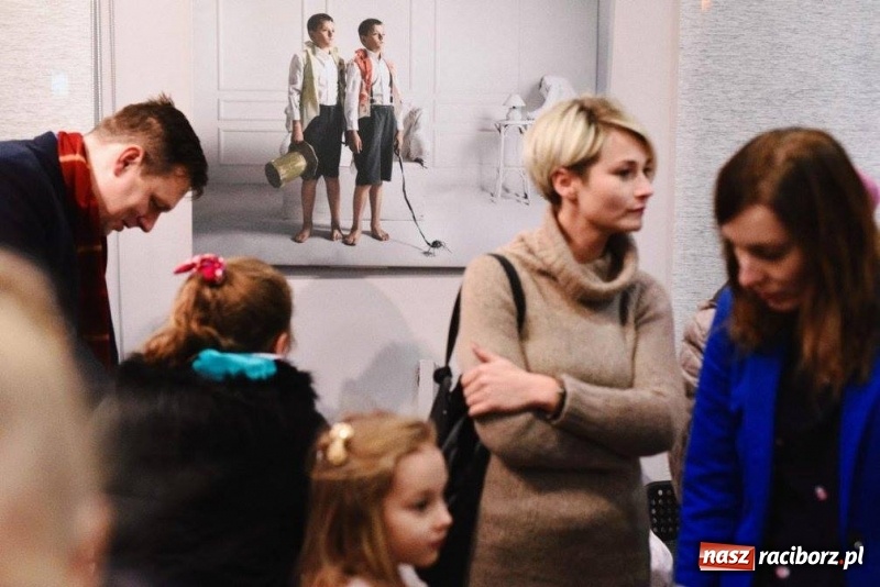 Zdjęcie w galerii na portalu naszraciborz.pl: Wernisaż wystawy Łapacz snów/Dream catcher w RCI wiadomości z regionu