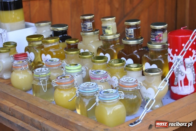 Zdjęcie w galerii na portalu naszraciborz.pl: Na raciborskim Rynku zapachniało świętami  wiadomości z regionu