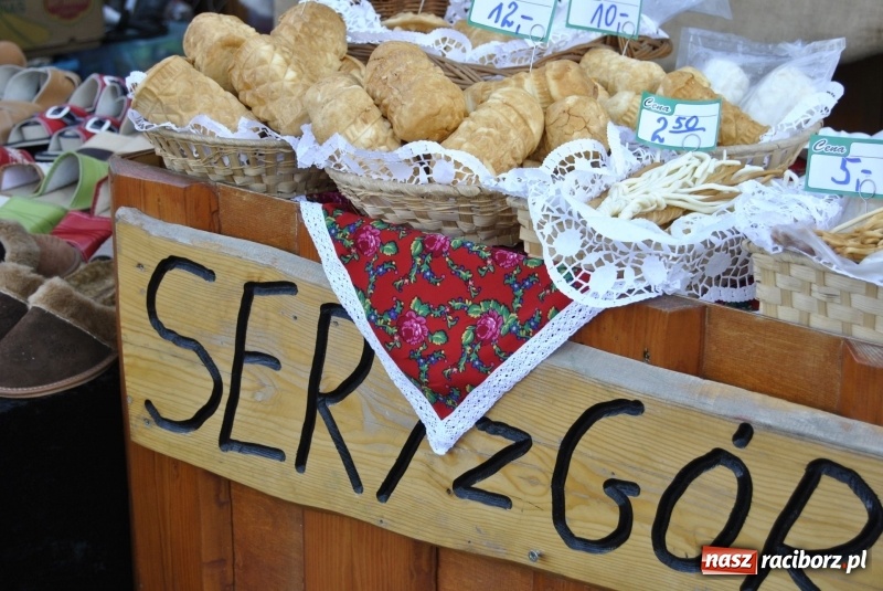 Zdjęcie w galerii na portalu naszraciborz.pl: Na raciborskim Rynku zapachniało świętami  wiadomości z regionu