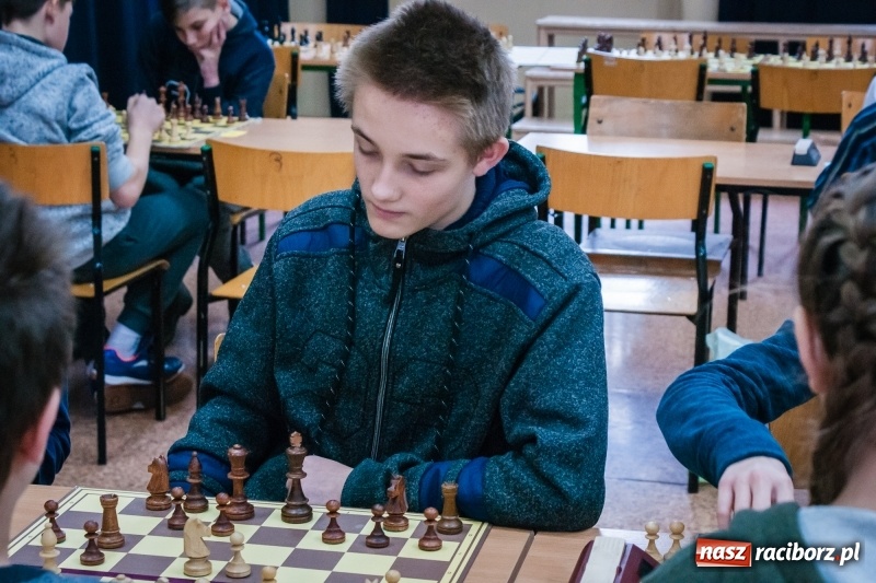 Zdjęcie w galerii na portalu naszraciborz.pl: XVI powiatowy turniej szachowy w SP 4 wiadomości z regionu