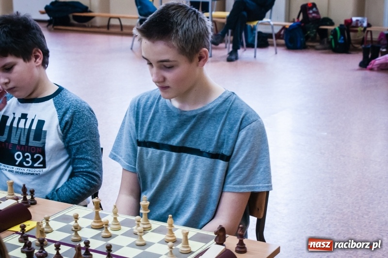 Zdjęcie w galerii na portalu naszraciborz.pl: XVI powiatowy turniej szachowy w SP 4 wiadomości z regionu