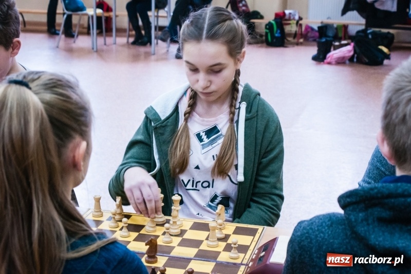 Zdjęcie w galerii na portalu naszraciborz.pl: XVI powiatowy turniej szachowy w SP 4 wiadomości z regionu