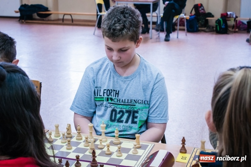 Zdjęcie w galerii na portalu naszraciborz.pl: XVI powiatowy turniej szachowy w SP 4 wiadomości z regionu