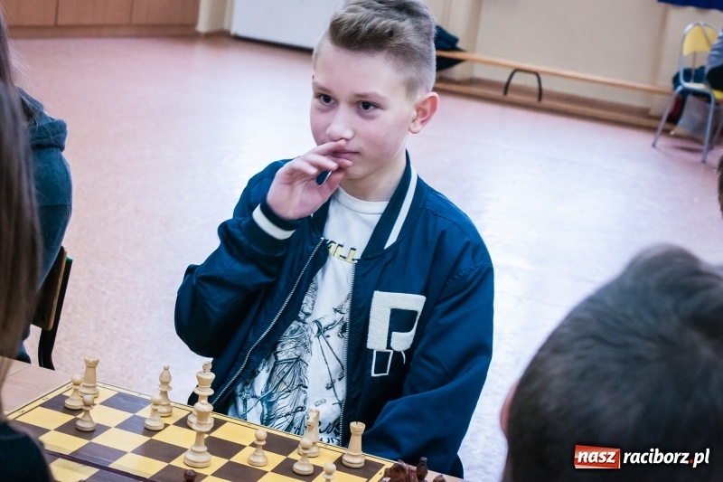Zdjęcie w galerii na portalu naszraciborz.pl: XVI powiatowy turniej szachowy w SP 4 wiadomości z regionu