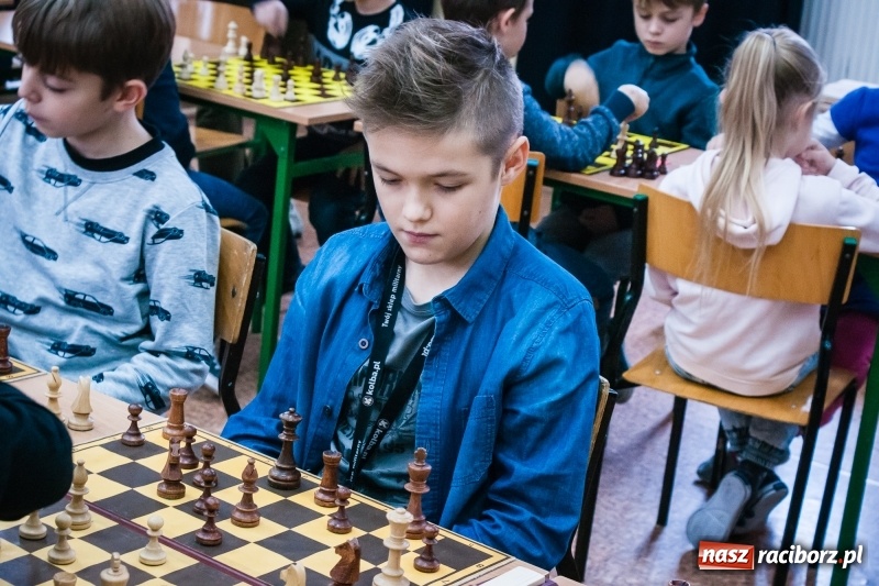 Zdjęcie w galerii na portalu naszraciborz.pl: XVI powiatowy turniej szachowy w SP 4 wiadomości z regionu