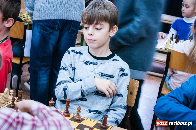 Zdjęcie w galerii na portalu naszraciborz.pl: XVI powiatowy turniej szachowy w SP 4 wiadomości z regionu