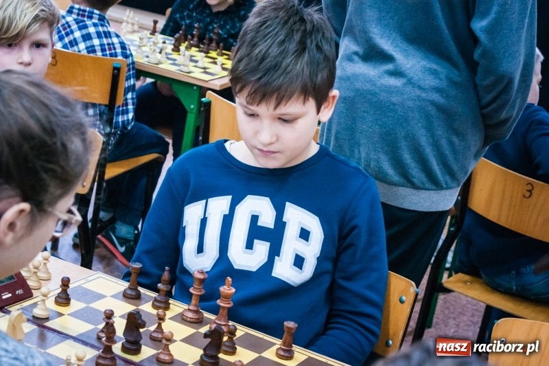 Zdjęcie w galerii na portalu naszraciborz.pl: XVI powiatowy turniej szachowy w SP 4 wiadomości z regionu