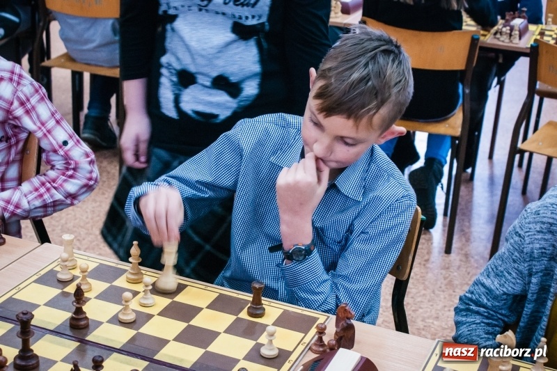 Zdjęcie w galerii na portalu naszraciborz.pl: XVI powiatowy turniej szachowy w SP 4 wiadomości z regionu