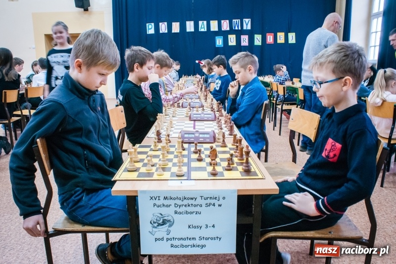 Zdjęcie w galerii na portalu naszraciborz.pl: XVI powiatowy turniej szachowy w SP 4 wiadomości z regionu
