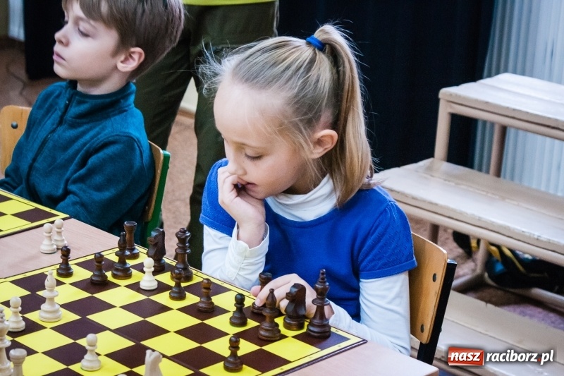 Zdjęcie w galerii na portalu naszraciborz.pl: XVI powiatowy turniej szachowy w SP 4 wiadomości z regionu